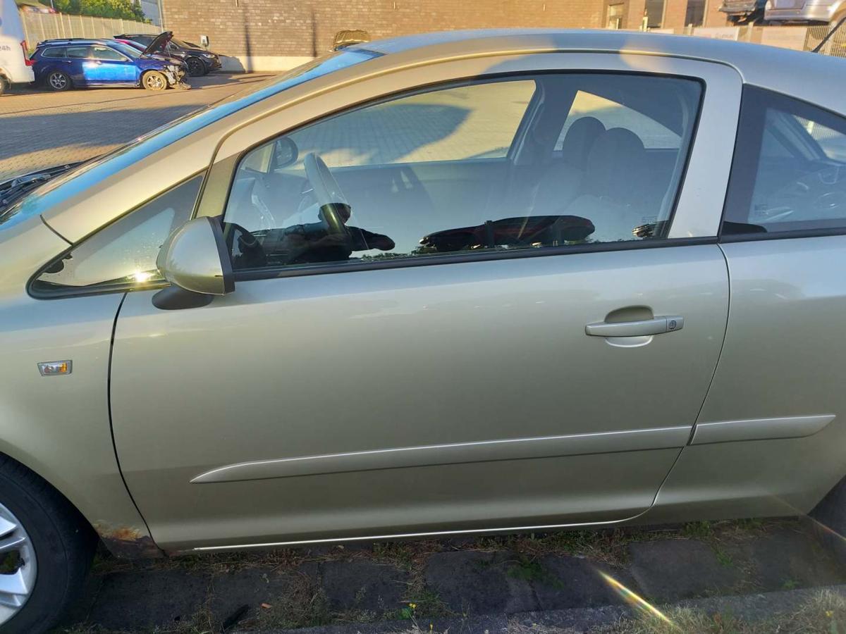 Opel Corsa D original Tür vorn links Champagnersilber Z40M 3-Türer Bj.2007
